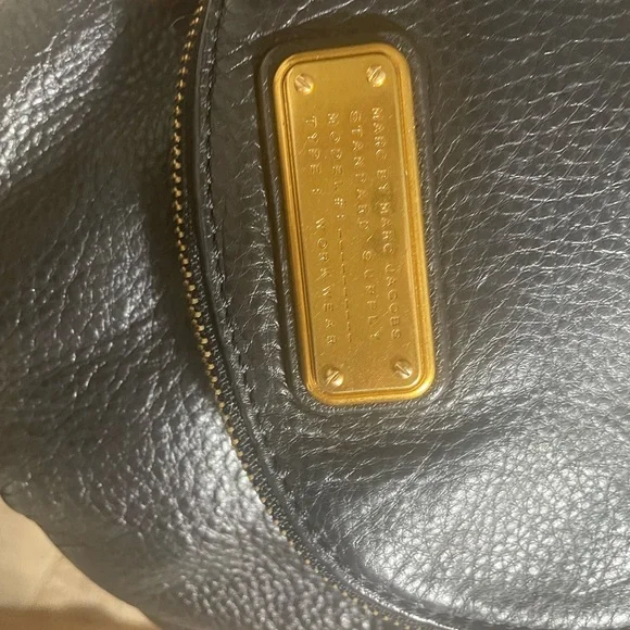 MARC BY MARC JACOBS Mini Q Natasha BLACK Leather Crossbody Bag - Picture 3 of 15